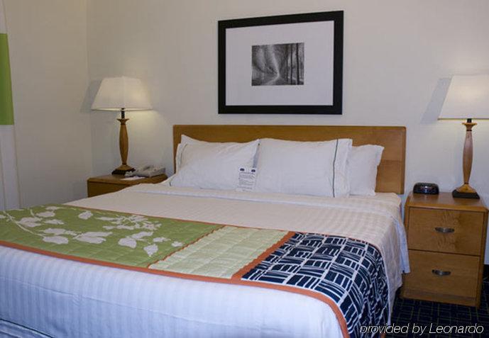 Fairfield Inn & Suites By Marriott Anderson Clemson Δωμάτιο φωτογραφία